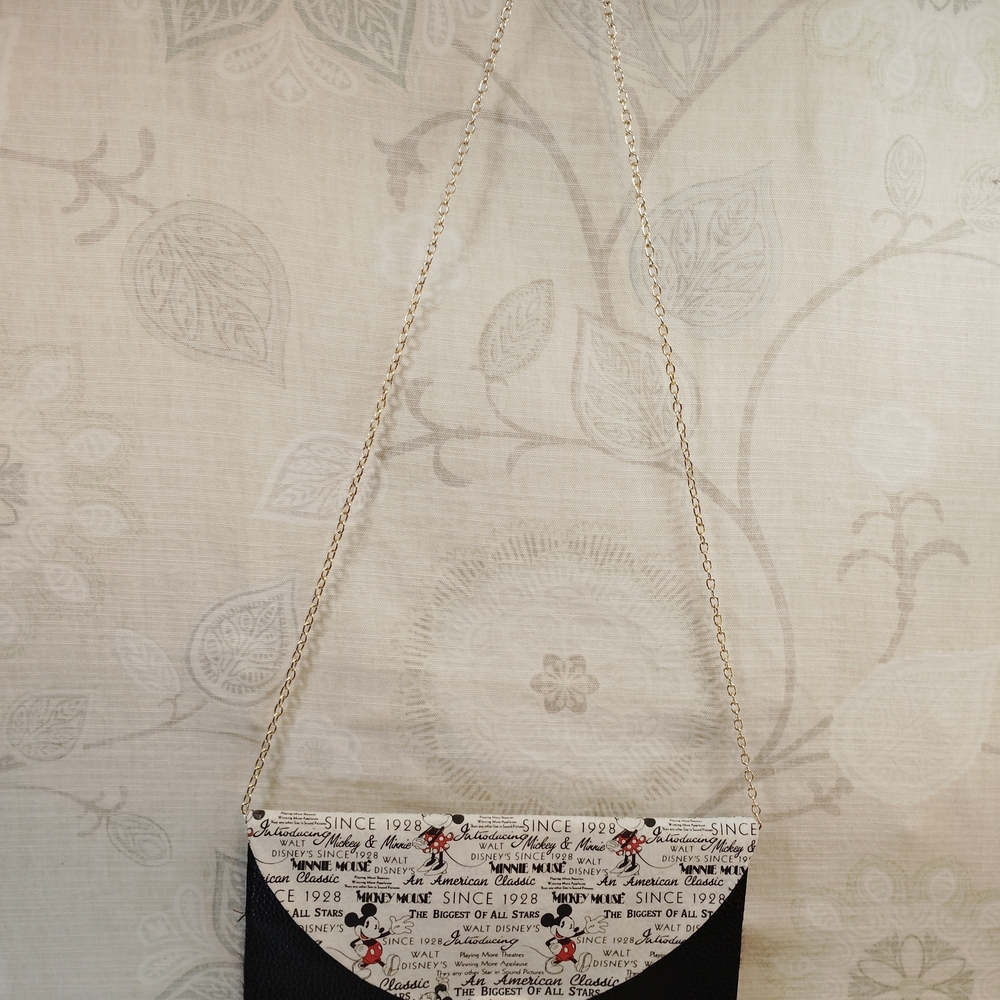 Disney Black and White Clutch Bag With Chain Strap - Picture 3 of 3